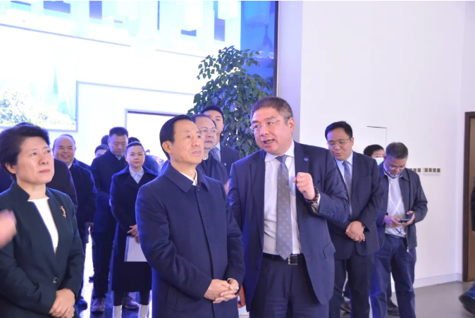 奋进新征程丨湖南省委书记许达哲一行莅临Ezpay环境长沙基地调研考察