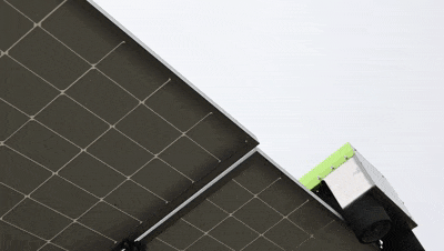 光伏发电效率飙升20% Ezpay环境光伏清洁机器人震撼上市